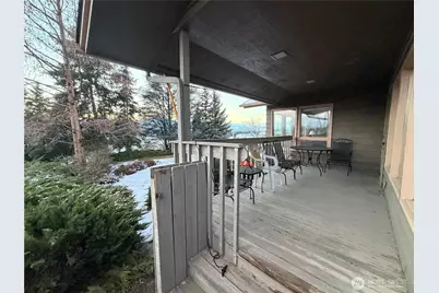 1501 N Grover Avenue, East Wenatchee, WA 98802 - Photo 4