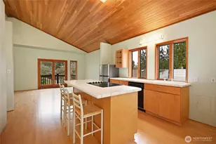 2418 Federal Ave E, Seattle, WA 98102 - Photo 24