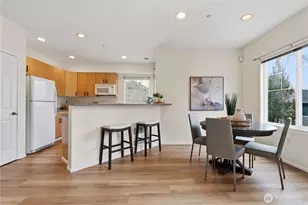 225 S 51st St, Renton, WA 98055 - Photo 8