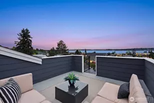 221 4th St S, Kirkland, WA 98033 - Photo 4