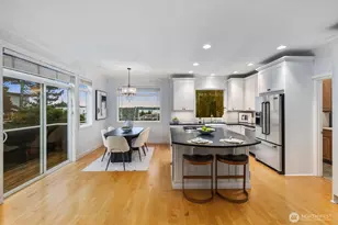 221 4th St S, Kirkland, WA 98033 - Photo 12