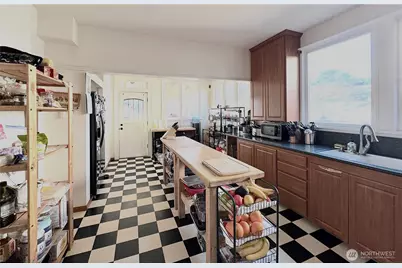 2130 Virginia Avenue, Everett, WA 98201 - Photo 8