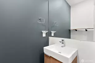 3527 S Oregon St, Seattle, WA 98118 - Photo 8