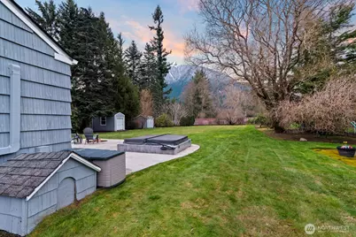 628 Janet Avenue NE, North Bend, WA 98045 - Photo 32