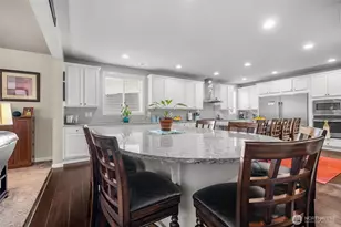 14110 Overlook Dr E, Bonney Lake, WA 98391 - Photo 8