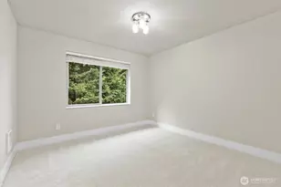 8504 130th Pl SE, Newcastle, WA 98056 - Photo 30