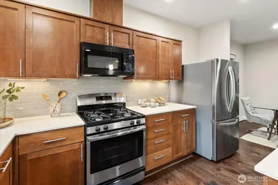 8504 130 Place SE #F103, Newcastle, WA 98056 - Photo 12