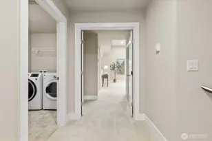 8504 130th Pl SE, Newcastle, WA 98056 - Photo 32