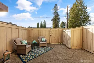 2009 42nd Ave E, Seattle, WA 98112 - Photo 32