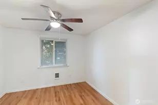 1025 E St, Centralia, WA 98531 - Photo 14