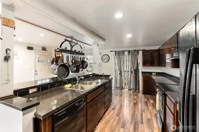 1025 E St, Centralia, WA 98531 - Photo 12