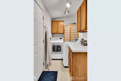 8415 238th Street SW, Edmonds, WA 98026 - Photo 14