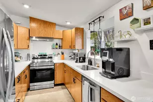 8415 238th St SW, Edmonds, WA 98026 - Photo 4