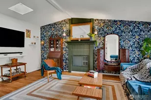 8415 238th St SW, Edmonds, WA 98026 - Photo 2