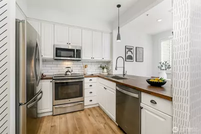 13000 Admiralty Way #K103, Everett, WA 98204 - Photo 6