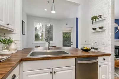 13000 Admiralty Way #K103, Everett, WA 98204 - Photo 6