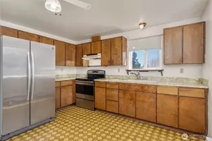 17519 8 Ave Ct S, Spanaway, WA 98387 - Photo 8