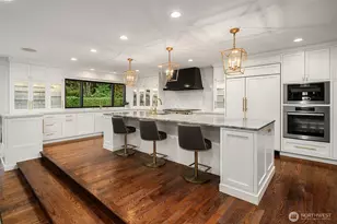 1601 Evergreen Point Rd, Medina, WA 98039 - Photo 10