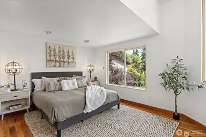 8526 E Mercer Way, Mercer Island, WA 98040 - Photo 18