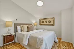 12625 SE 42nd St, Bellevue, WA 98006 - Photo 20