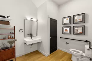 3404 E Spring St, Seattle, WA 98122 - Photo 10