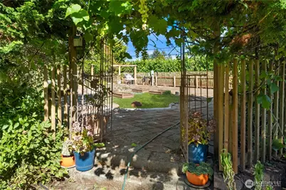 3715 185th Street E, Tacoma, WA 98446 - Photo 28