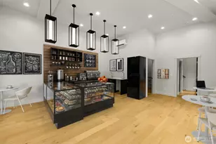 3402 E Spring St, Seattle, WA 98122 - Photo 2