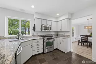 12289 Bayhill Dr, Burlington, WA 98233 - Photo 12