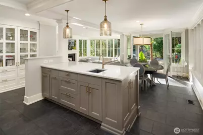 3645 92nd Avenue SE, Mercer Island, WA 98040 - Photo 8