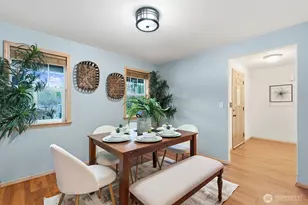 807 21st St NW, Puyallup, WA 98371 - Photo 4