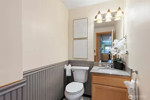 807 21st St NW, Puyallup, WA 98371 - Photo 14