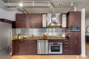 2720 3rd Ave, Seattle, WA 98121 - Photo 8