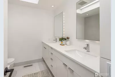 7733 58th Avenue NE, Seattle, WA 98115 - Photo 26