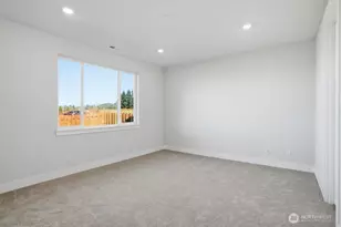 755 Weaver Dr E, Enumclaw, WA 98022 - Photo 12