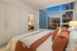 588 Bell St, Seattle, WA 98121 - Photo 22