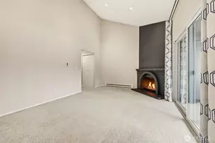 12504 NE 142nd Ln, Kirkland, WA 98034 - Photo 4