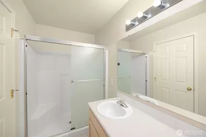 2001 120th Place NE #8-104, Everett, WA 98208 - Photo 16