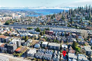 2020 Eastlake Ave E, Seattle, WA 98102 - Photo 8