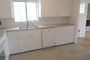 2020 Eastlake Ave E, Seattle, WA 98102 - Photo 12