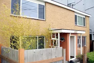 2020 Eastlake Ave E, Seattle, WA 98102 - Photo 10