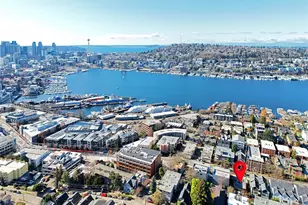 2020 Eastlake Ave E, Seattle, WA 98102 - Photo 2