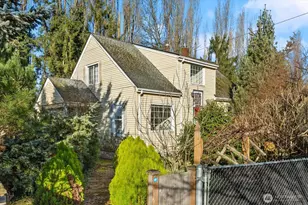 3417 E College Way, Mount Vernon, WA 98273 - Photo 4