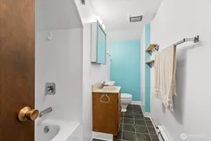 3417 E College Way, Mount Vernon, WA 98273 - Photo 26