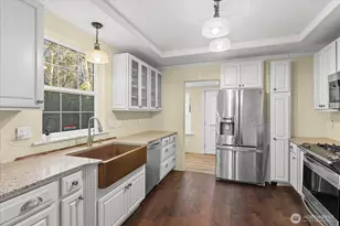 3417 E College Way, Mount Vernon, WA 98273 - Photo 10