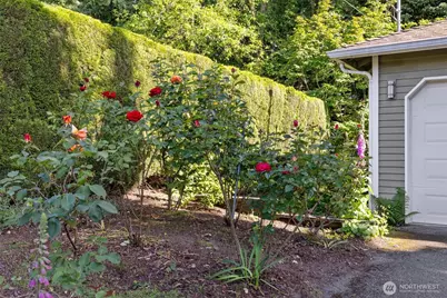 1201 Kirkland Avenue, Kirkland, WA 98033 - Photo 2