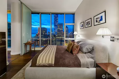 909 5th Avenue #2301, Seattle, WA 98164 - Photo 34