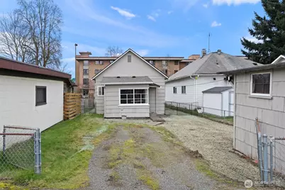 316 S Division Street, Auburn, WA 98001 - Photo 24