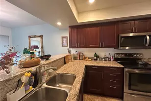 10101 SE 3rd St, Bellevue, WA 98004 - Photo 18