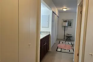 10101 SE 3rd St, Bellevue, WA 98004 - Photo 6