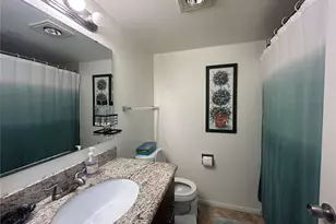 10101 SE 3rd St, Bellevue, WA 98004 - Photo 14